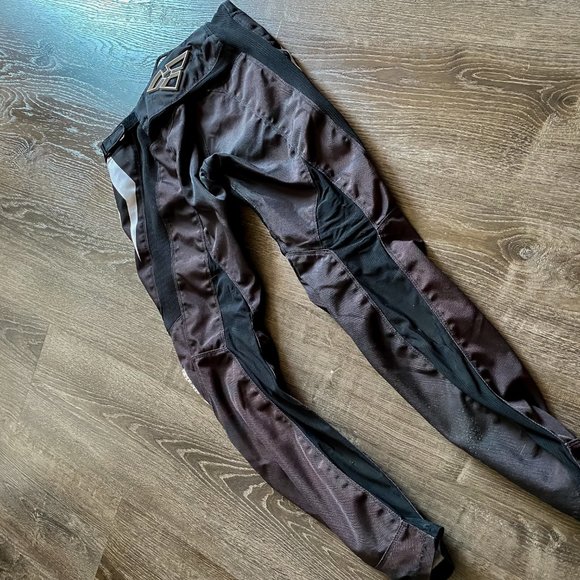 Fly Racing Kinetic Pants - Picture 7 of 11